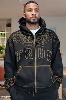 Buy True Religion Rodeo Big T Boxy Zip Hoodie Online | Men's Outdoor Fitness Layer