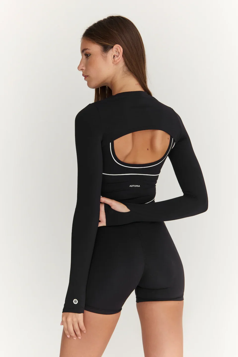 Buy Authentic Astoria Airvive Shrug Black Fitness Sleeve Online